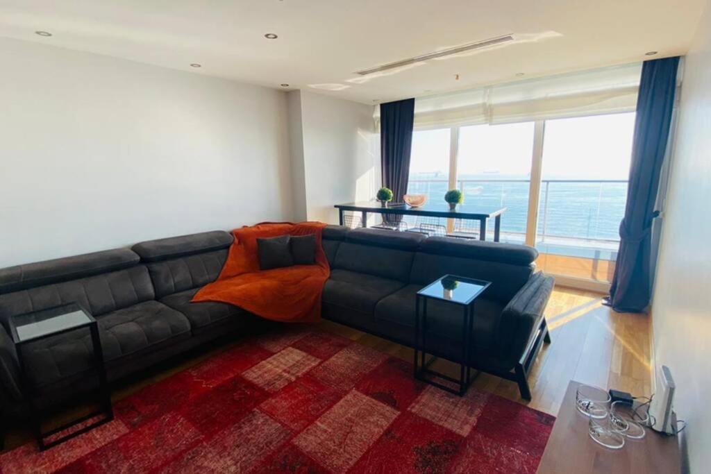 Lux 2 Room Suite Apartment With Seaview In Center Isztambul Kültér fotó